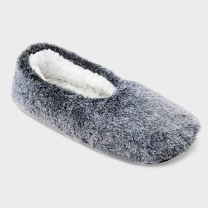 Auden Cozy Gray Faux Fur Slippers(2)